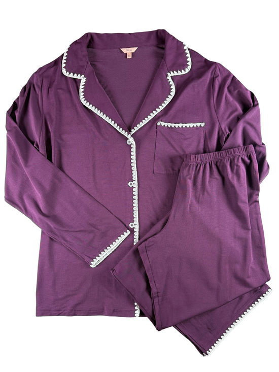 color: Plum Ivory