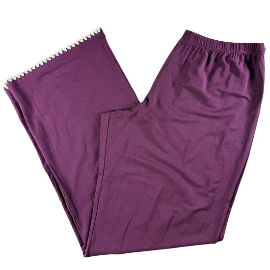 color: Plum Ivory