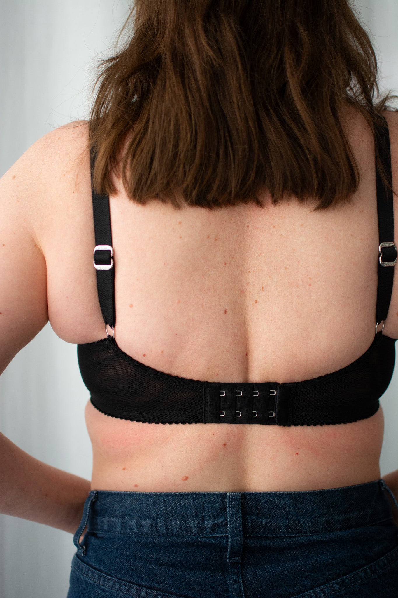 color: Black Onyx