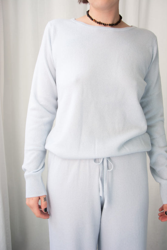 color: Dawn Blue