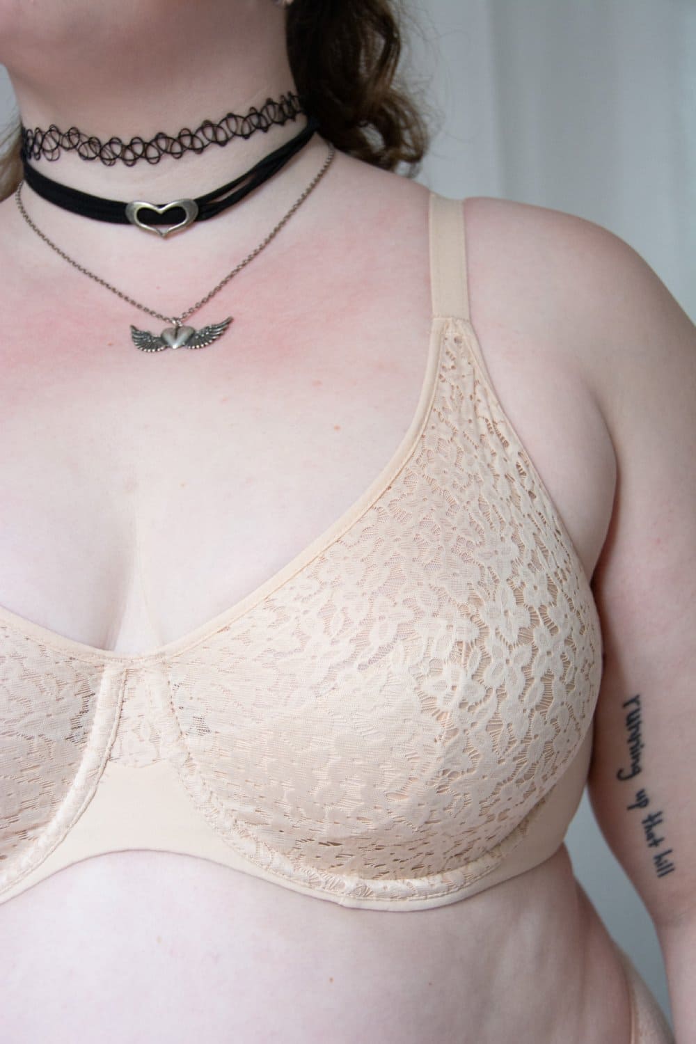 Chantelle norah comfort underwire bra in nude blush, front view on a model, close-up.