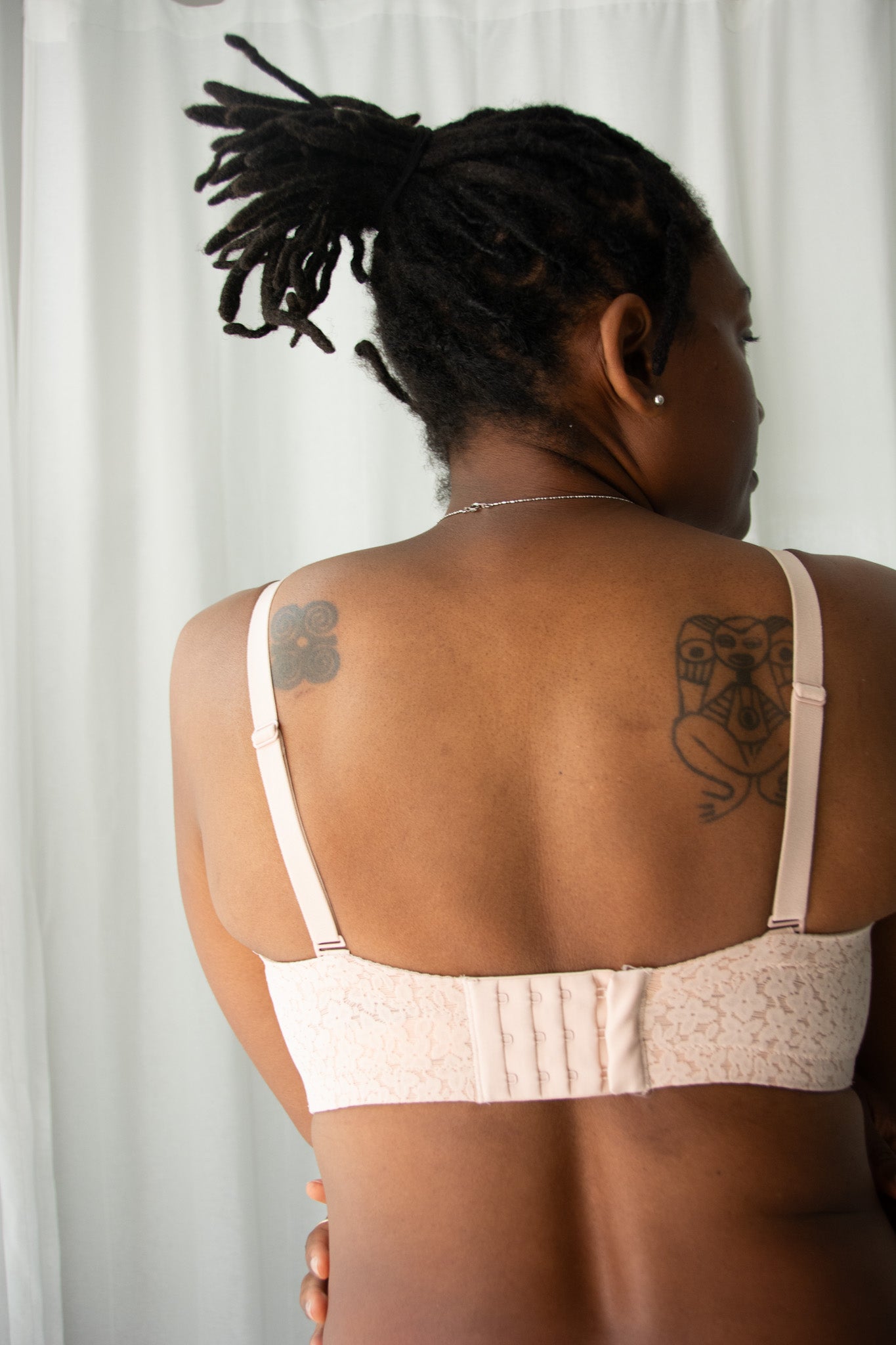 color: Rose