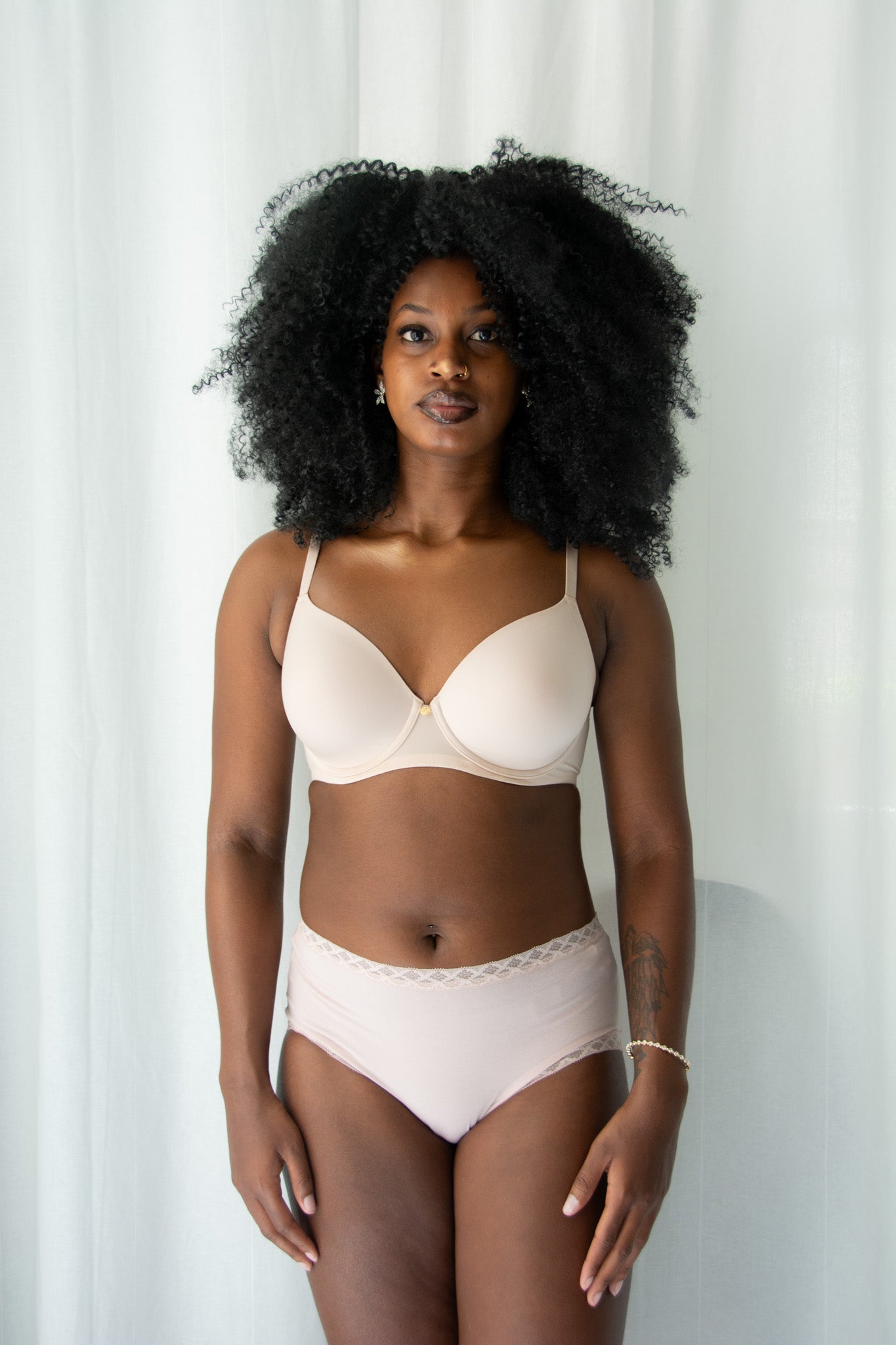 color: Light Mocha
