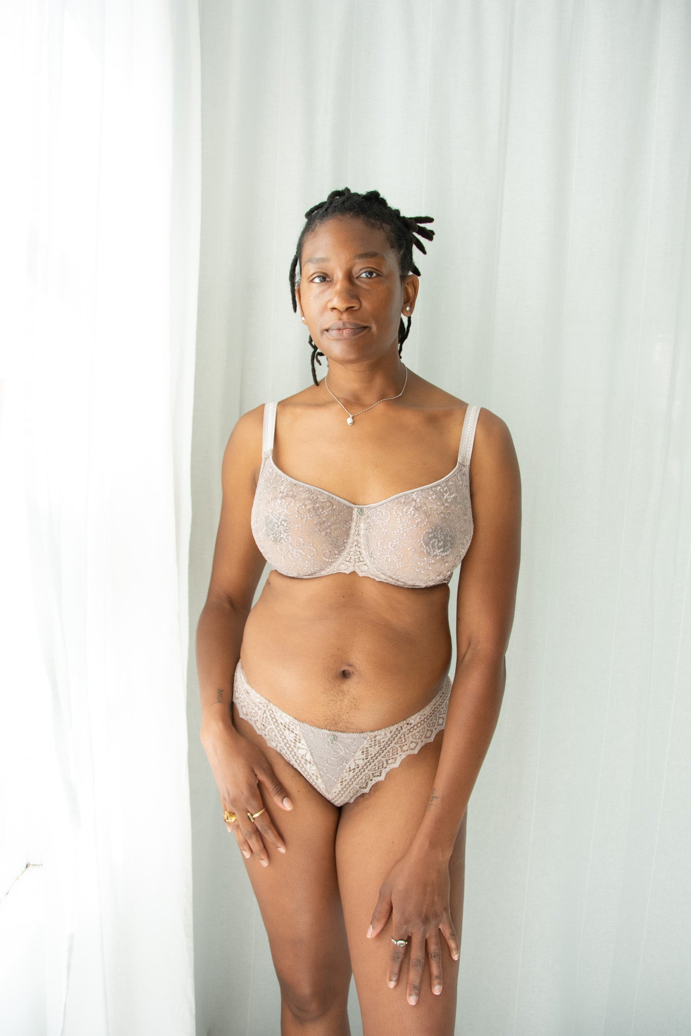 color: Rose Sauvage