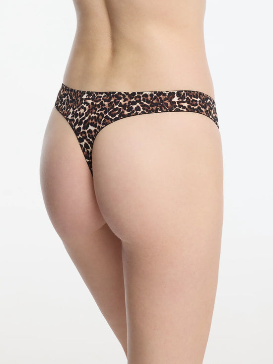 color: Black Leopard Print