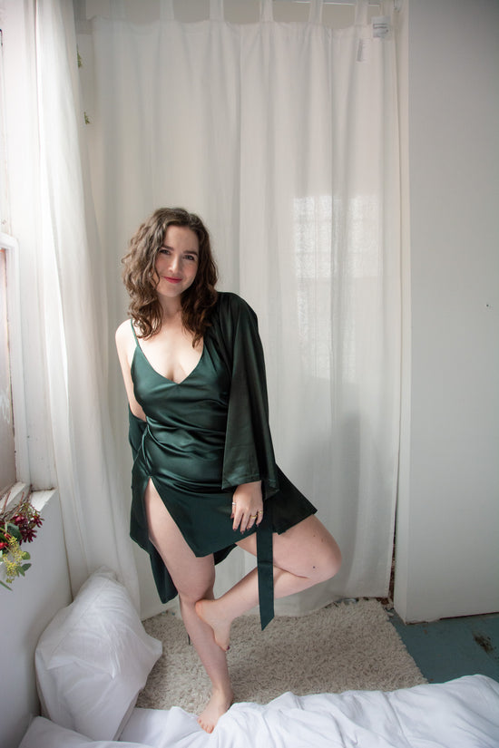 Kilo Brava Satin Short Robe