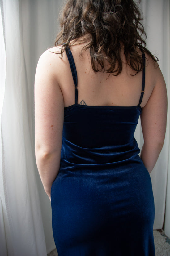 Mary Jo Bruno Romance Velvet Slip