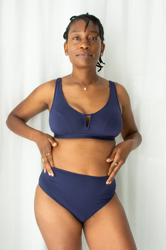 color: Navy