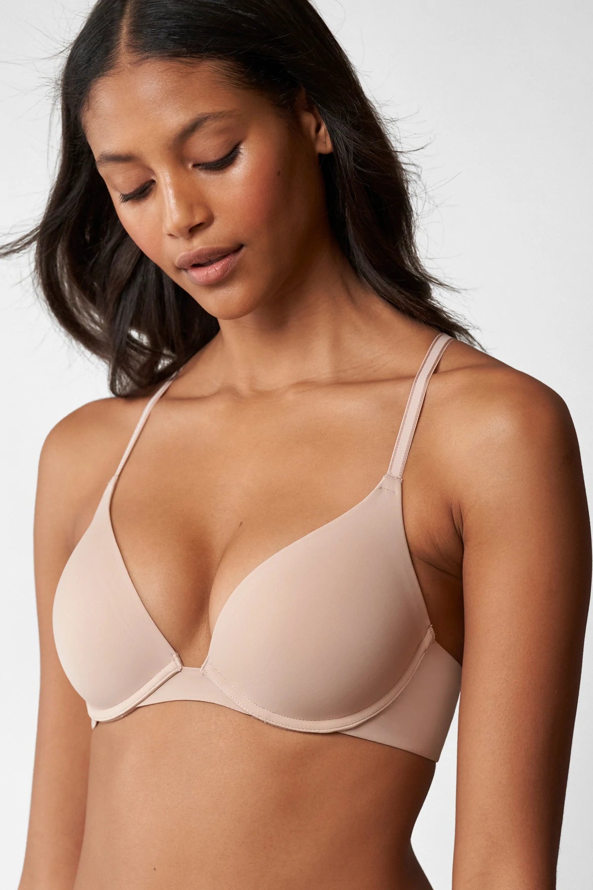 This Wireless Convertible Bra Is Backed by Over 1,800